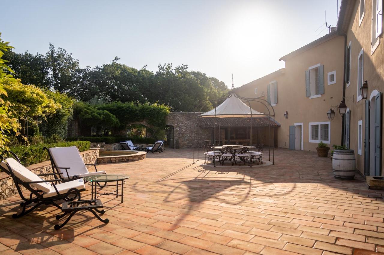 Chateau Les Crostes Lorgues Exterior photo