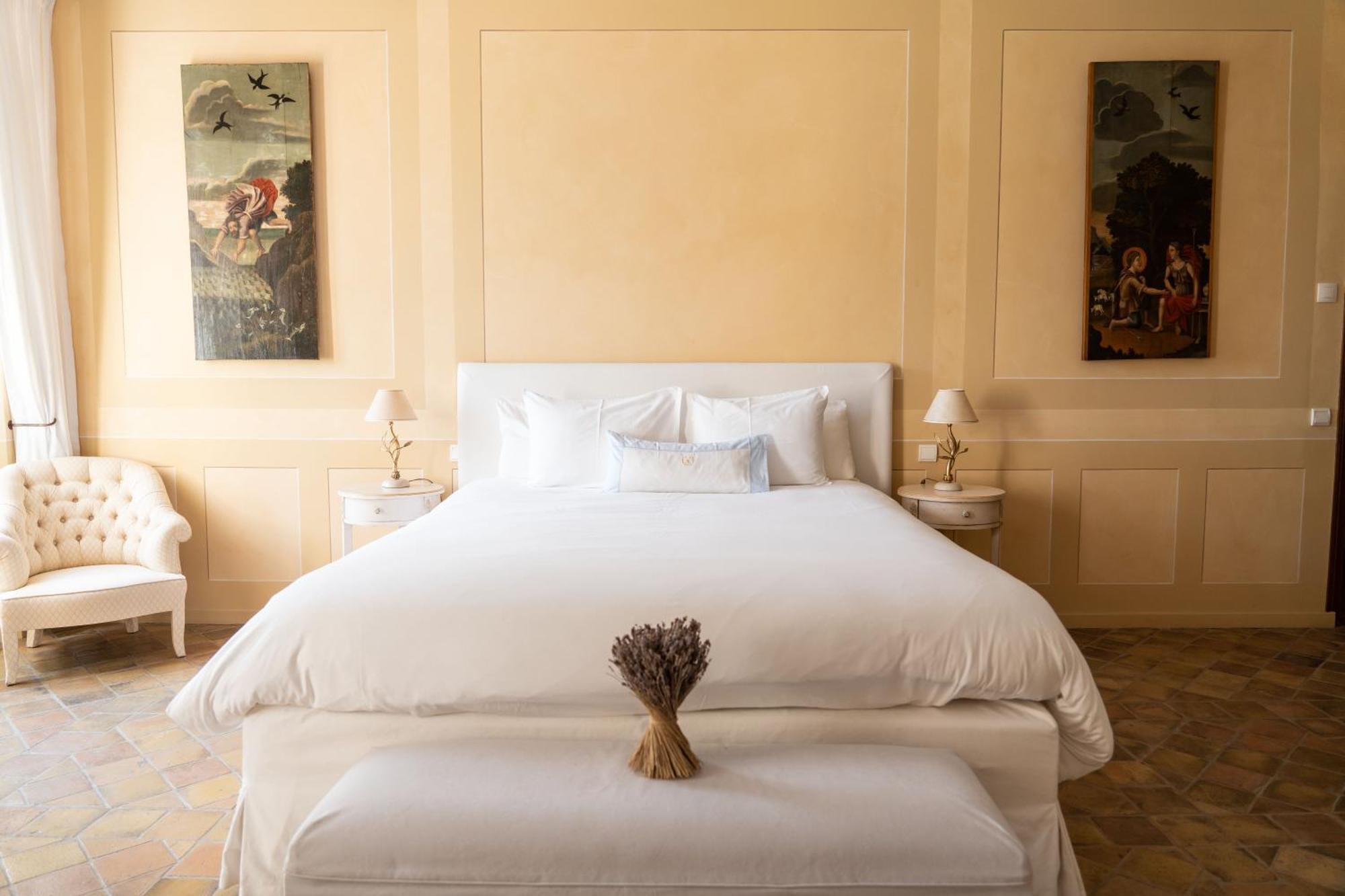 Chateau Les Crostes Lorgues Room photo